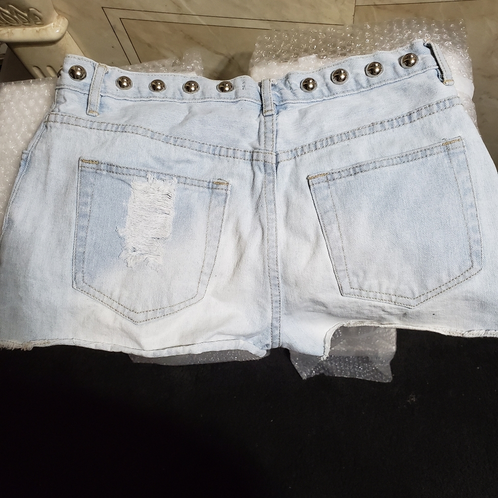 Stone wash shorts